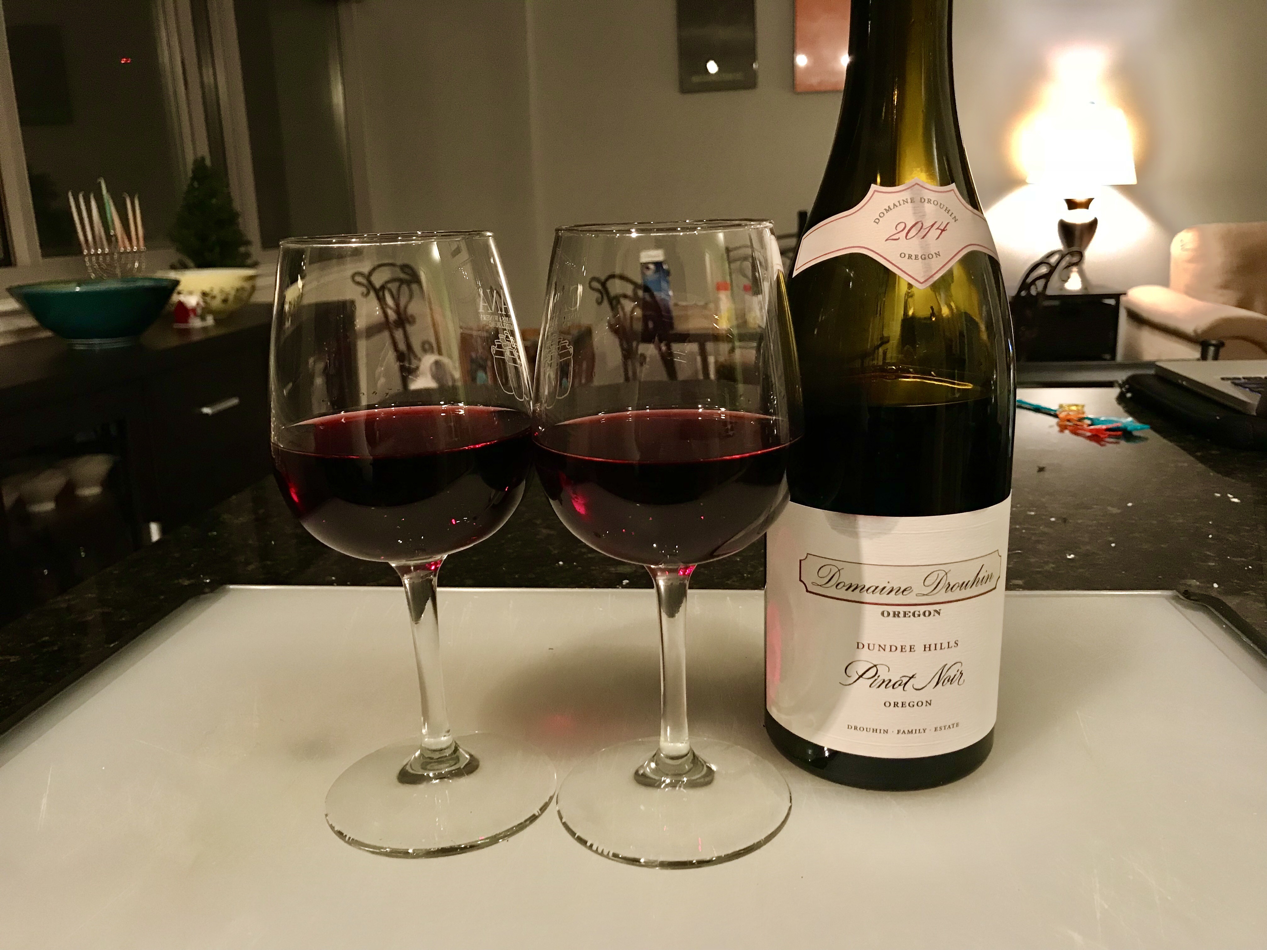 2014 Domaine Drouhin Dundee Hills Pinot Noir wine